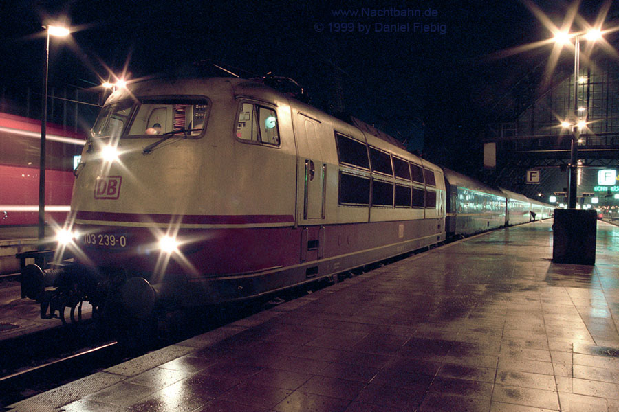 103 239 in Köln Hbf