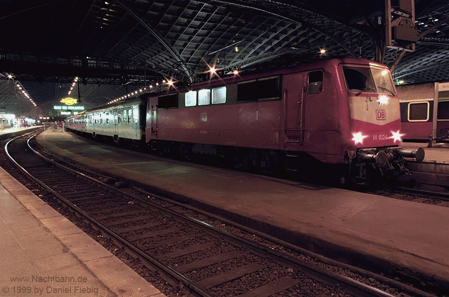 111 022 in Köln Hbf