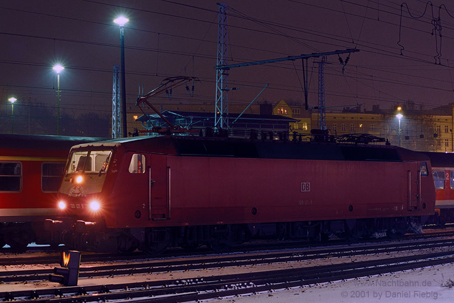 120 121 in Berlin - Lichtenberg