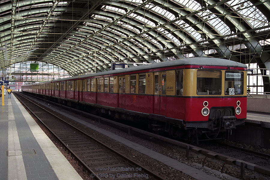 476 401 in Berlin - Ostbahnhof