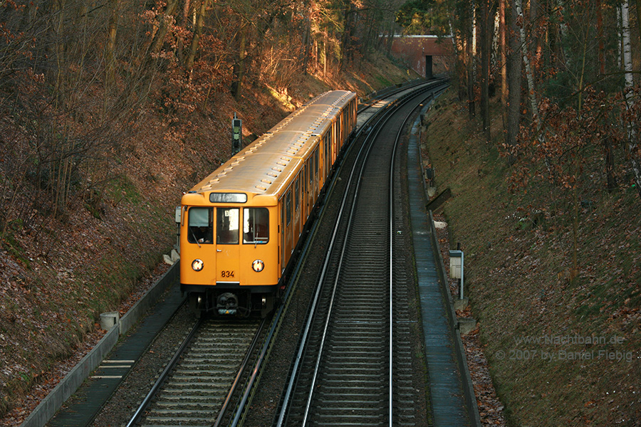 Wagen 834 vor Onkel Toms Hütte