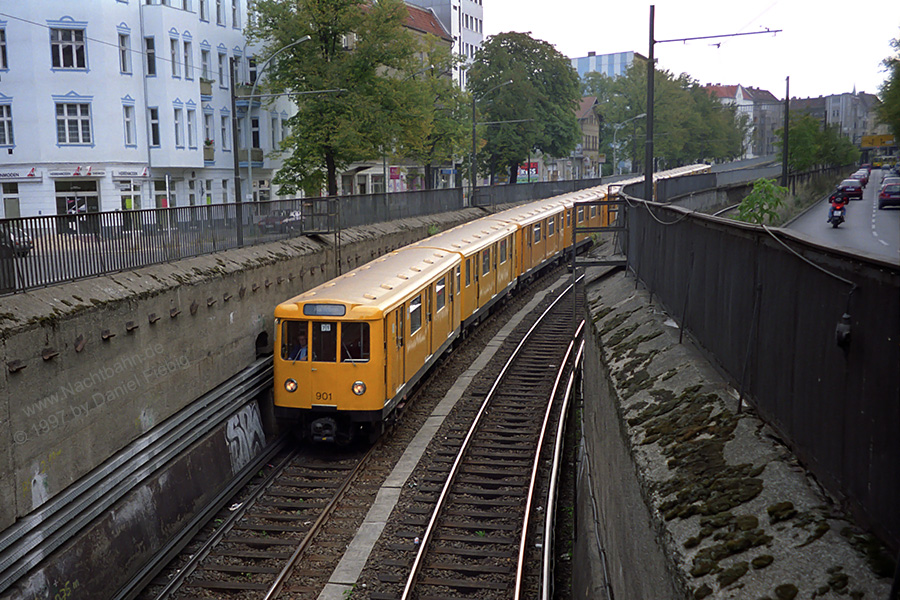 Wagen 901 vor Vinetastraße