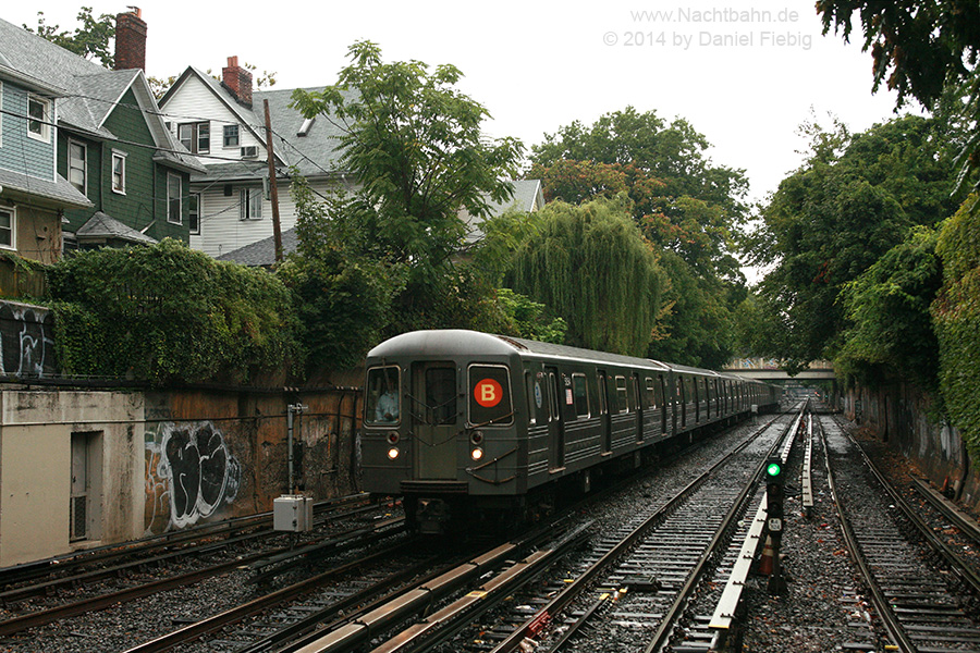 R68A 5054 vor Newkirk Avenue