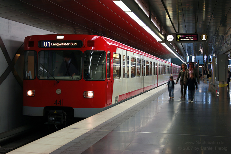 Wagen 441 im U-Bhf. Fürth Klinikum